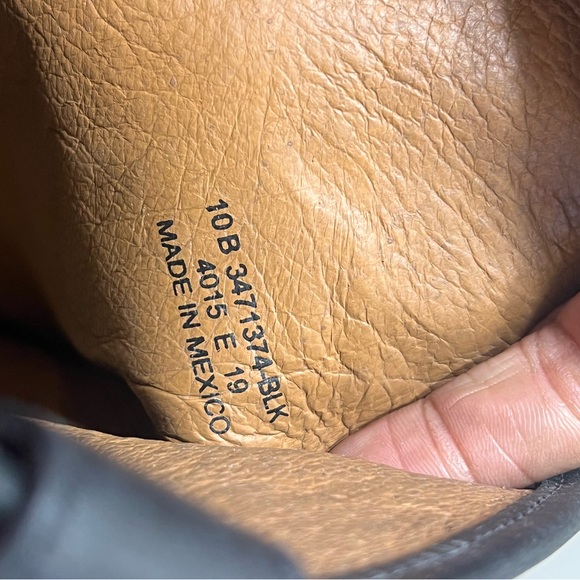 Frye Melissa Button 2 Black Leather Boots size 10 - Picture 7 of 12